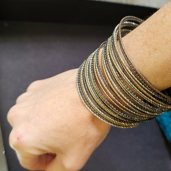 Beautiful Cuff Bracelet - Picture 3 of 7